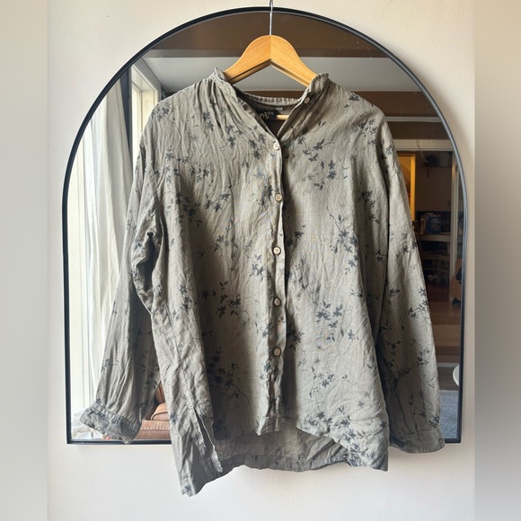 Tops - ITZYU | BC made floral linen with wooden buttons | size large